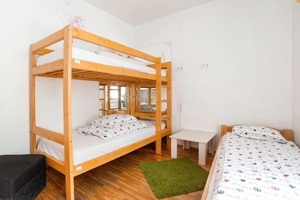 Pogo Hostel-1